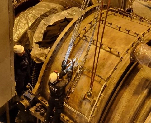 Turbine casing and assembly work